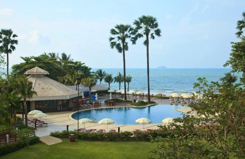 Chakphong Hotel | Novotel Rayong Rim Pae Resort