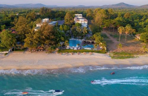 Chakphong Hotel | Novotel Rayong Rim Pae Resort