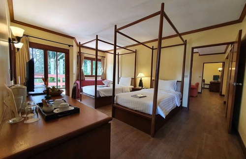 Chakphong Resort | Novotel Rayong Rim Pae Resort