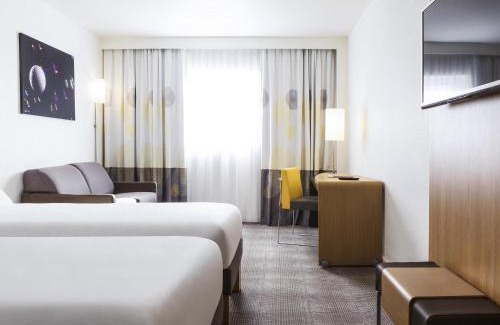 Magny-les-Hameaux Hotel | Novotel Saint-Quentin en Yvelines