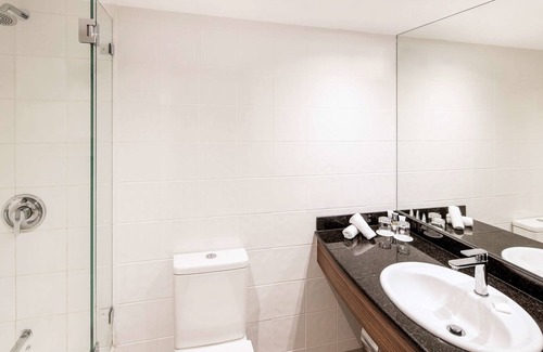 Wolli Creek Hotel | Novotel Sydney International Airport Hotel