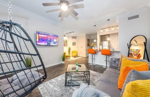 South Central Houston Apartment | NRG Stadium, the Medical Center Bright and Cozy Unit