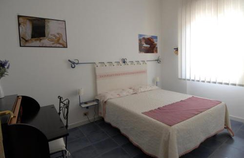 Nuoro Bed & Breakfast | Nughe 'e' Oro Guesthouse
