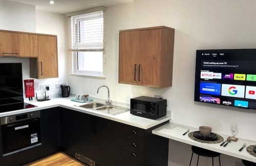 Douglas Apartment | Number 4, 8 Clifton Terrace