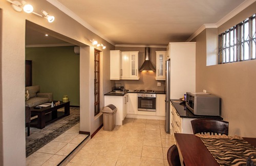 White River House | Nut Grove Boutique Hotel