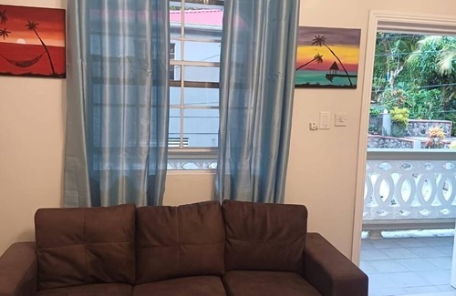 Soufriere Quarter Apartment | Nutmeg Hill Villa (2 Bedrooms)