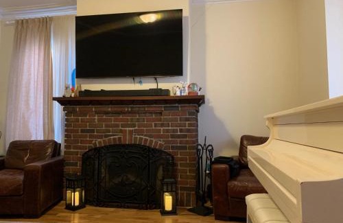 St. George Apartment | NYC Apartment by the Harbor