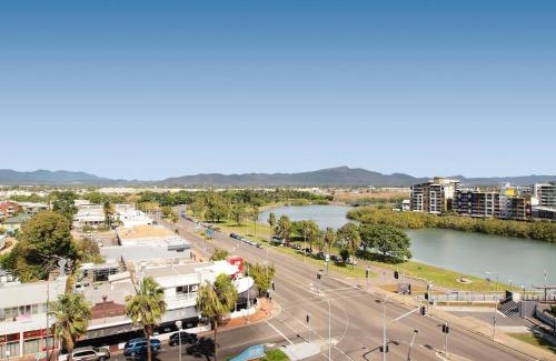 South Townsville Apartment | Oaks Townsville Gateway Suites