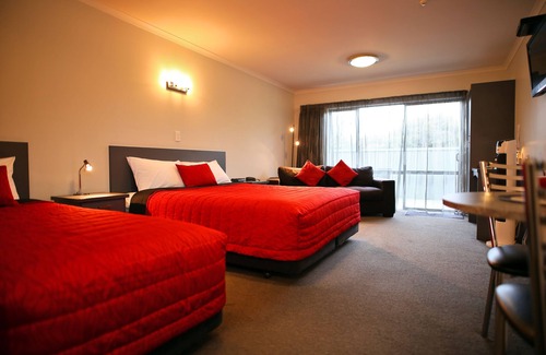 Oamaru Hotel | Oamaru Motor Lodge