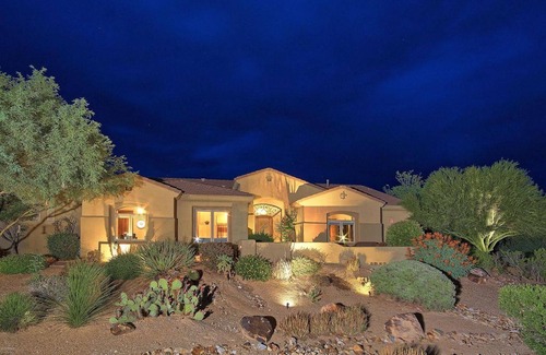 Pinnacle Peak House | Oasis In The Desert Near Prestigious Boulders with Heated Pool, all on One Floor