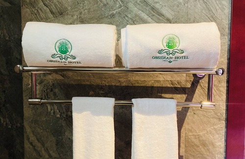 Bole Hotel | OBSIDIAN HOTEL