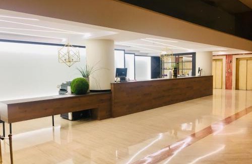 San Lazaro Hotel | Oca Puerta del Camino Hotel