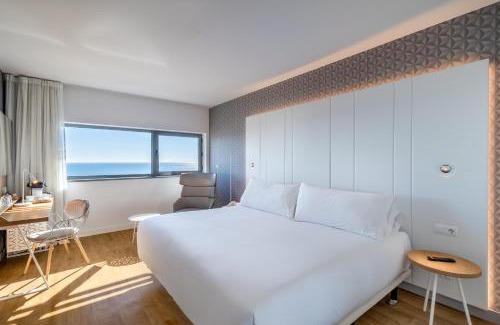 Diagonal Mar i el Front Maritim del Poblenou Hotel | Occidental Atenea Mar - Adults Only