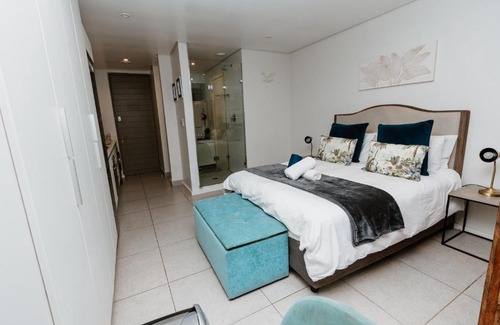 Hillhead Apartment | Ocean Dune Studio