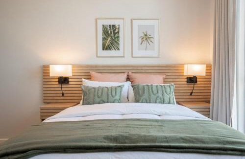 Redhill Apartment | Ocean Glow Apartment 214