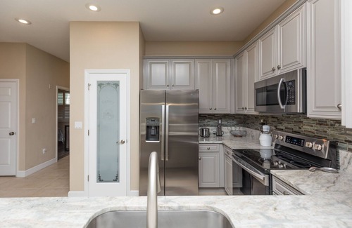 Palm Coast Condo | OCEAN/GOLF COURSE VIEWS- 400 BLDG-3 MINUTES AND EASY ACCESS TO BEACH