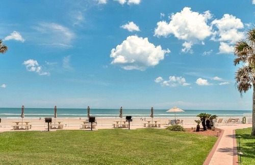 Lenox Park Condo | Ocean Jewel 363