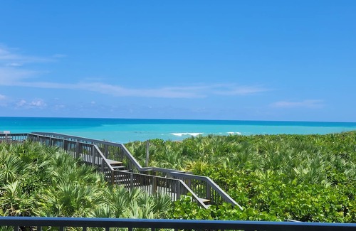 Stuart Condo | "Ocean Oasis" amazing views from direct beachfront condo on Hutchinson Island