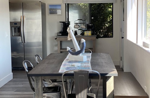 East Beach Apartment | Ocean Side Living With A Beautiful View