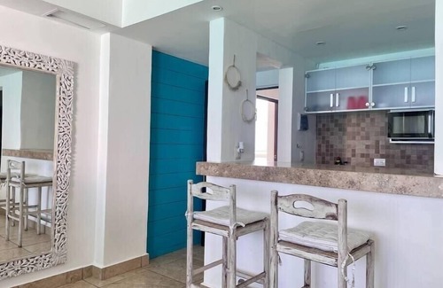 Punta Cancun Apartment | Ocean view, Beachclub, Restaurant, 2 Pools, 5 Ppl