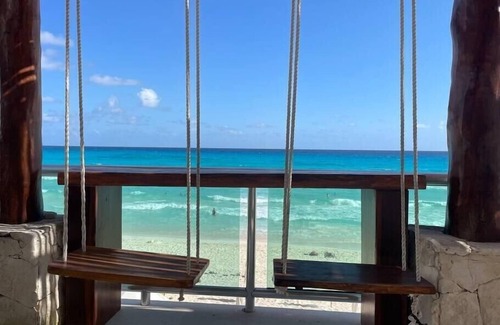 Punta Cancun Apartment | Ocean view, Beachclub, Restaurant, 2 Pools, 5 Ppl