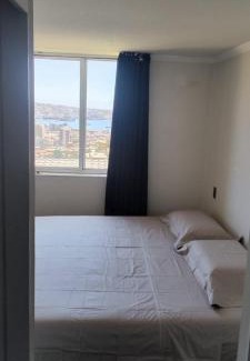 Valparaiso Apartment | Ocean View & Pool Family Apartment 7P