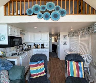 Smith River House | Oceanfront Cabin 4 With Jacuzzi & Stunning Views