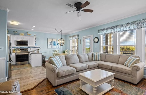 Indian Beach Condo | Oceanfront - The Ocean Club - Sand, Sun & Family Fun - Indian Beach/Emerald Isle