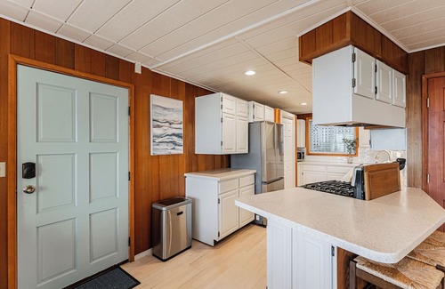Birch Bay Cottage | Oceanside Retreat ~ Private Beach in Quaint Seaside Town