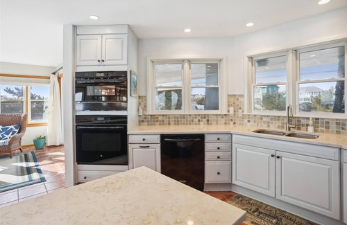 Ocean Hill House | OH-10 "Sand Dune Sunrise" Saturday-Saturday Private Pool! Oceanfront
