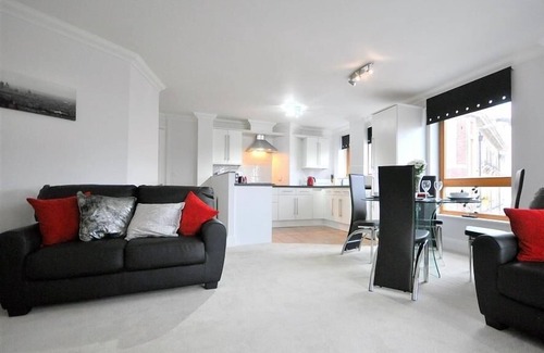 Weymouth Cottage | Old Harbour View