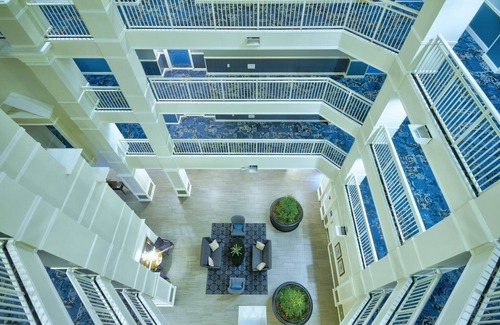 Old Town West Resort | Old Town Alexandria Vacation Resort!