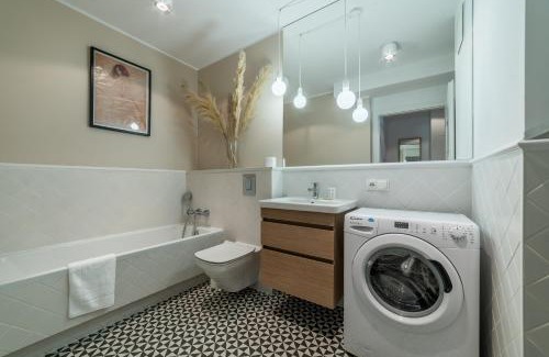 Poznan City Center Apartment | Old Town Comfort Studio by BookingHost