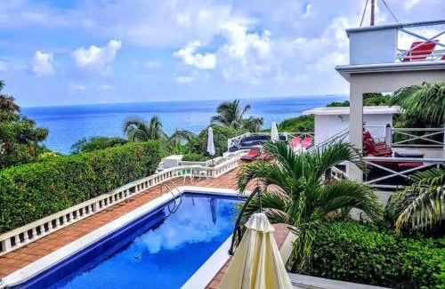Old Towne Apartment | Old Town Studio with Separate Affiliated Pool House