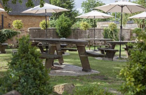 Lyddington Hotel | Old White Hart