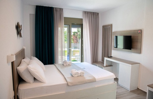 Nikita House | Oliva Suites