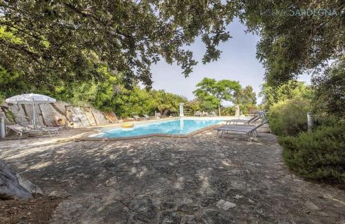 Santa Maria La Palma Villa | Olivastri Cottage with pool in the Nature Park of Porto Conte
