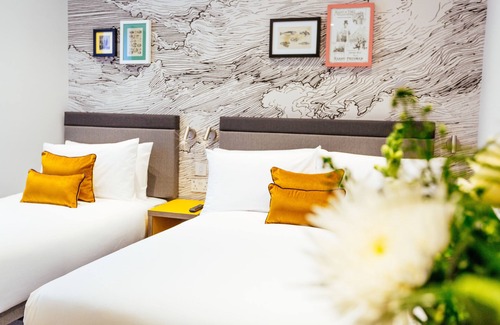 Earl's Court Hotel | Oliver Plaza