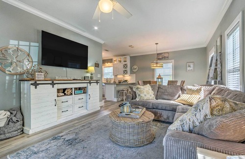 Ono Island Cottage | On-Site Beach Bar: Sunny Perdido Key Cottage!