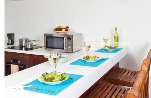 Belleplaine Apartment | One Bedroom Suite @ Santosha Holiday Apartments A