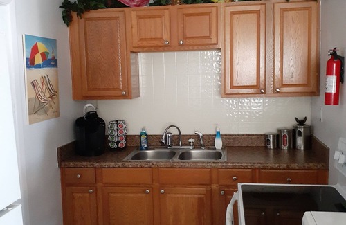 Flagler Beach Cottage | One Block Away from the Beautiful Coquina Shelled Beach No 883711