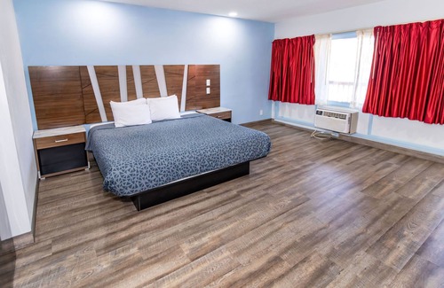 Evansville Hotel | One Life Studios