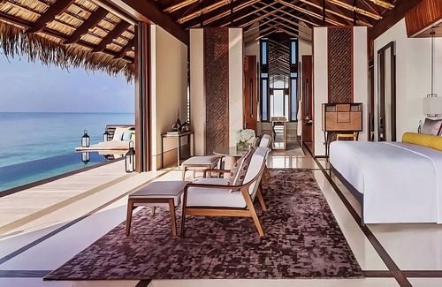 Reethi Rah Hotel | One&Only Reethi Rah, Water Villa King Pool!
