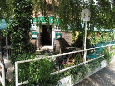 Goettingen Hotel | Onkel Tom`s Hütte