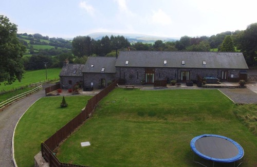 Trecastle Cottage | Onnen Fawr Barn