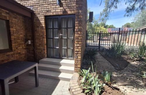 Bloemfontein House | Onverwacht Garden Suite