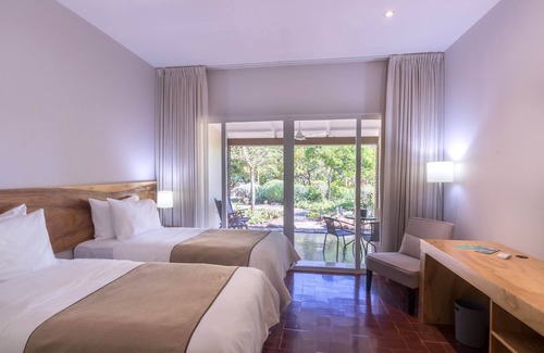 Playa Naranjo Hotel | OPacifico Hotel Boutique