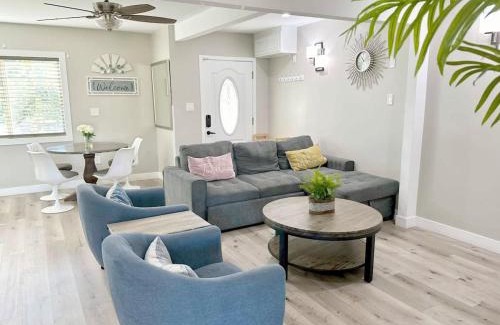 Southwest Anaheim Villa | Orchard Villa Disneyland 5 Bedroom Pool Home Spa