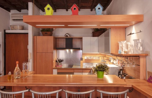 Navona Apartment | Orchid Apartment - charming apartment in the center of Rome