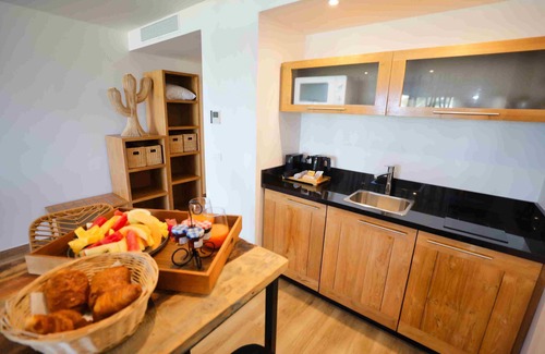 Orient Bay Hotel | Orient Beach Hotel